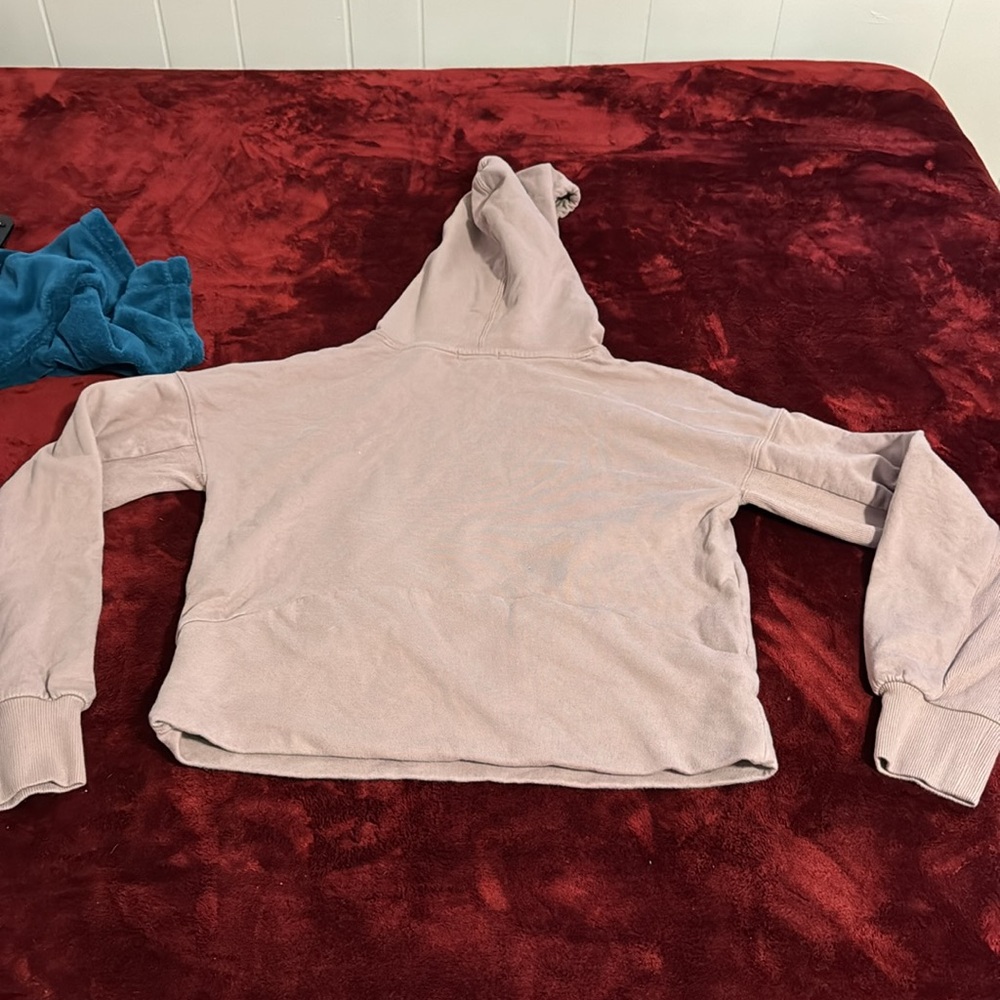 Sweatpants and Hoodie Set - Picture 9 of 9